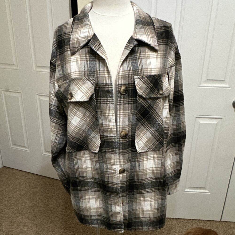 Reserve Fairfax Women’s Plaid Shacket Jacket Button Front Collared Pockets L